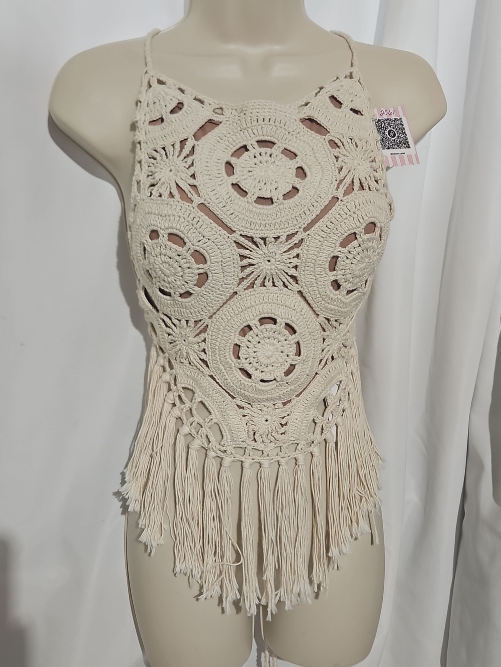 Lakhays Crochet Halter Crop Top Fringe Boho Festival Floral Cream One Size